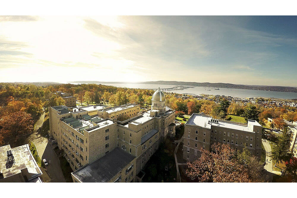 English courses in New York Why choose the EF English school campus